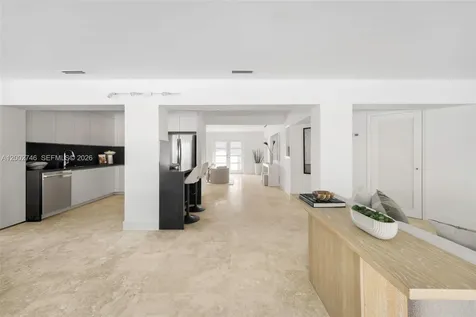 255 Ridgewood Road Key Biscayne FL 33149