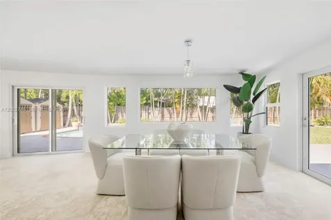 255 Ridgewood Road Key Biscayne FL 33149