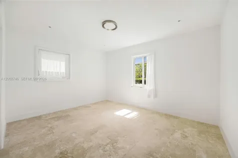 255 Ridgewood Road Key Biscayne FL 33149