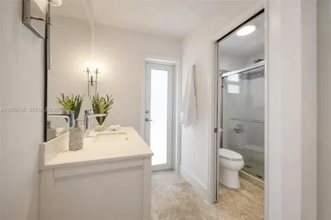 255 Ridgewood Road Key Biscayne FL 33149