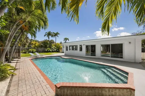 255 Ridgewood Road Key Biscayne FL 33149