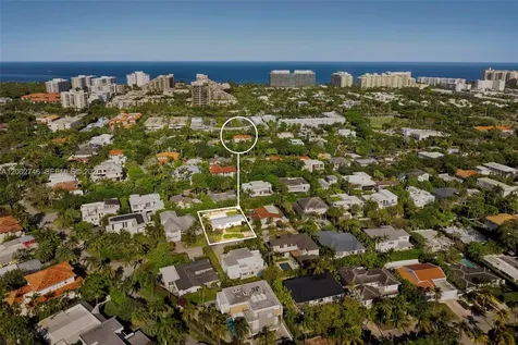 255 Ridgewood Road Key Biscayne FL 33149