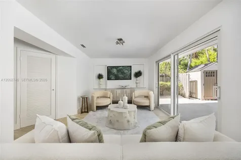 255 Ridgewood Road Key Biscayne FL 33149