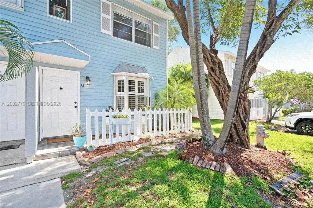 81 SW 3rd Street Pompano Beach FL 33060