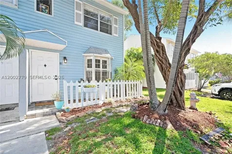 81 SW 3rd Street Pompano Beach FL 33060