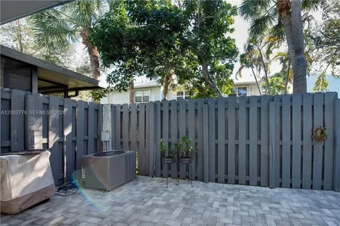 81 SW 3rd Street Pompano Beach FL 33060