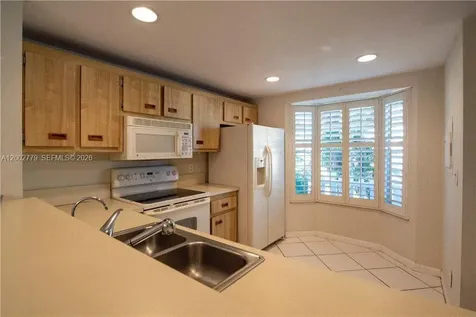 81 SW 3rd Street Pompano Beach FL 33060