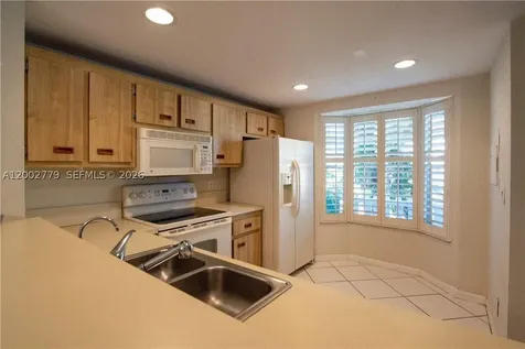 81 SW 3rd Street Pompano Beach FL 33060