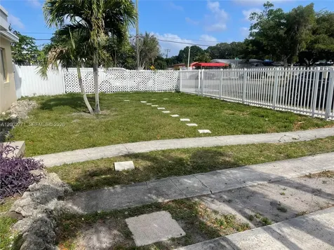 115 NW 120th Street North Miami FL 33168