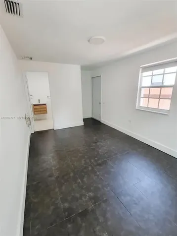 3685 SW 1st Avenue Miami FL 33145