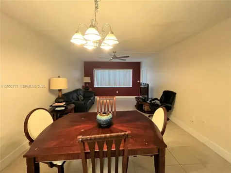 2810 NE 201st Terrace Aventura FL 33180