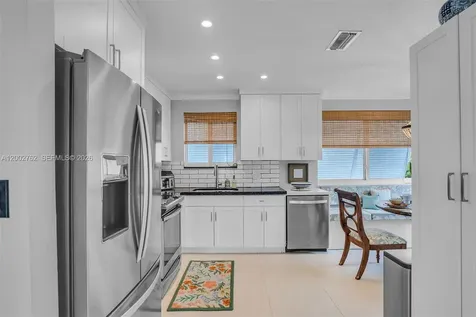 128 Dove Avenue Tavernier FL 33070