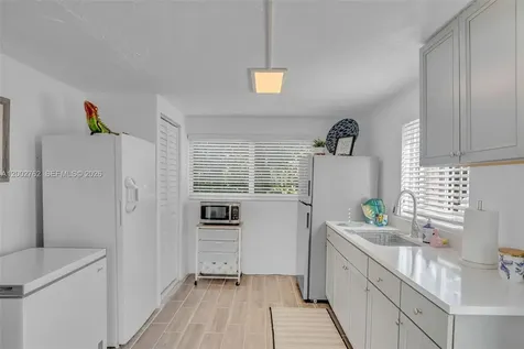 128 Dove Avenue Tavernier FL 33070
