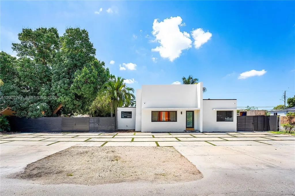 3040 NW 93rd Street Miami FL 33147