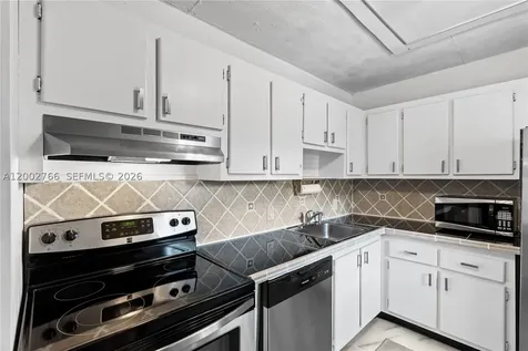 20500 W Country Club Drive Aventura FL 33180
