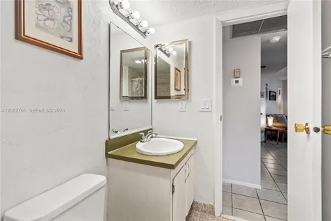20500 W Country Club Drive Aventura FL 33180