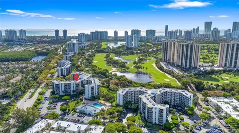 20500 W Country Club Drive Aventura FL 33180