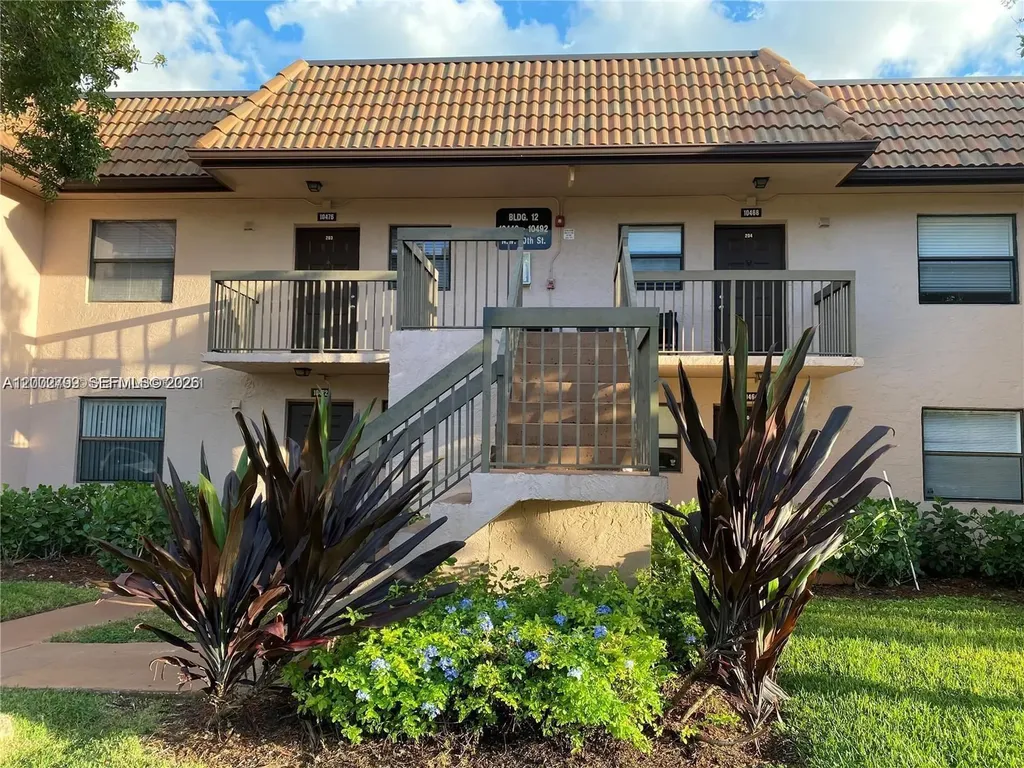 10468 NW 10th Street Pembroke Pines FL 33026