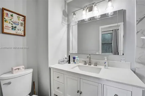 10468 NW 10th Street Pembroke Pines FL 33026