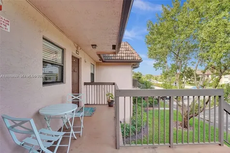 10468 NW 10th Street Pembroke Pines FL 33026