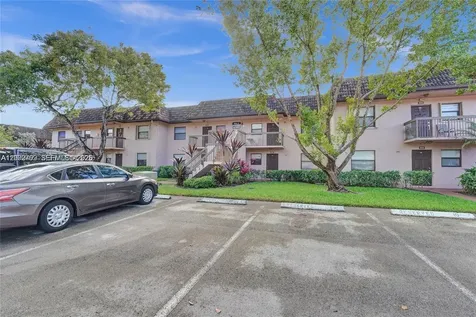 10468 NW 10th Street Pembroke Pines FL 33026