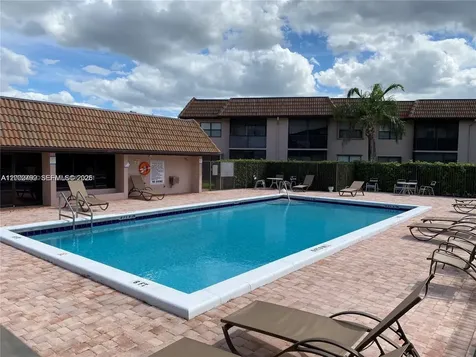 10468 NW 10th Street Pembroke Pines FL 33026