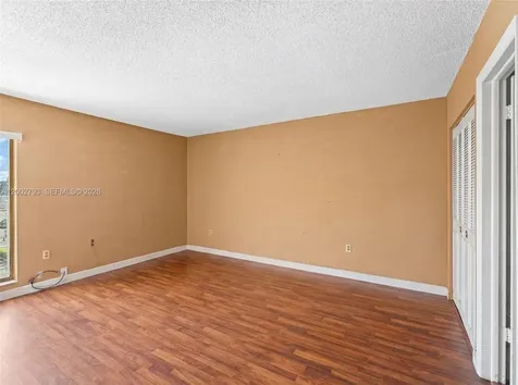 4713 NW 7th Street Miami FL 33126
