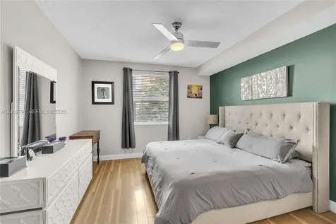 17125 N Bay Road Sunny Isles Beach FL 33160