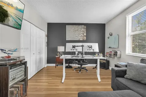17125 N Bay Road Sunny Isles Beach FL 33160