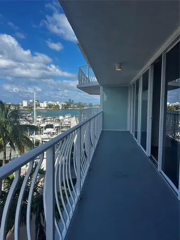 7601 E Treasure Drive North Bay Village FL 33141