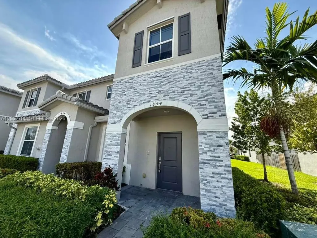 1844 SE 27th Road Homestead FL 33035