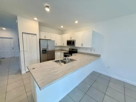 1844 SE 27th Road Homestead FL 33035