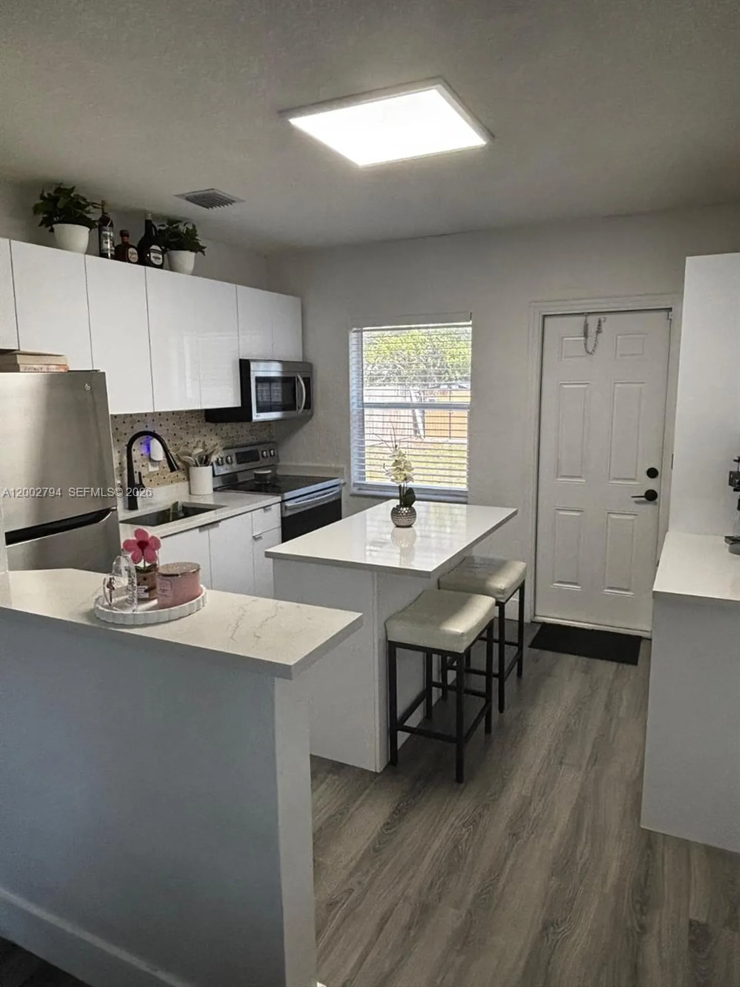 716 NW 15th Way Fort Lauderdale FL 33311