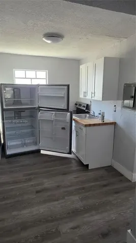 7001 NW 15th Avenue Miami FL 33147