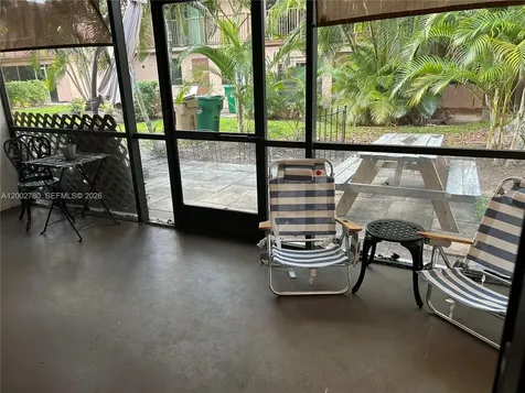 10 Laredo Place Davie FL 33324