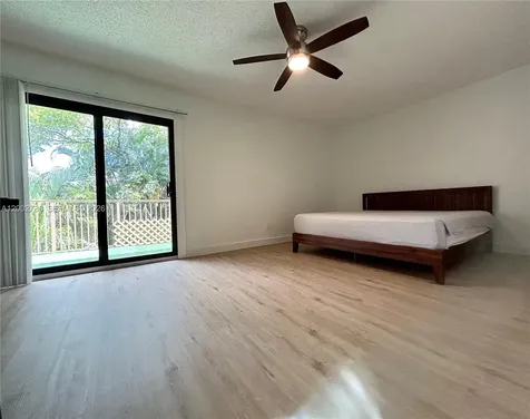 10 Laredo Place Davie FL 33324