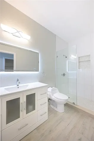 8964 W Flagler Street Miami FL 33174