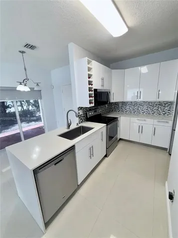 1704 SW 101st Terrace Miramar FL 33025