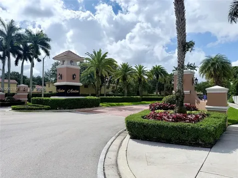 1704 SW 101st Terrace Miramar FL 33025