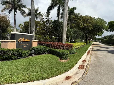 1704 SW 101st Terrace Miramar FL 33025