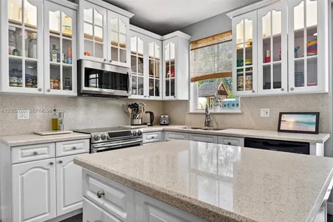 1142 Croton Court Weston FL 33327