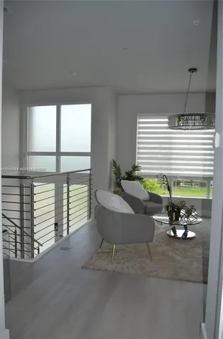 10347 NW 64th Doral FL 33178