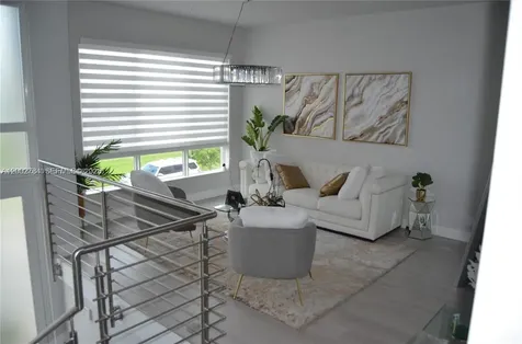 10347 NW 64th Doral FL 33178