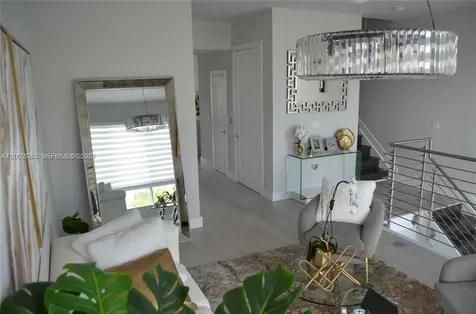 10347 NW 64th Doral FL 33178