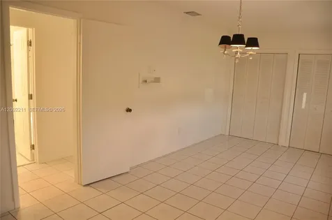 1301 W 61st Place Hialeah FL 33012