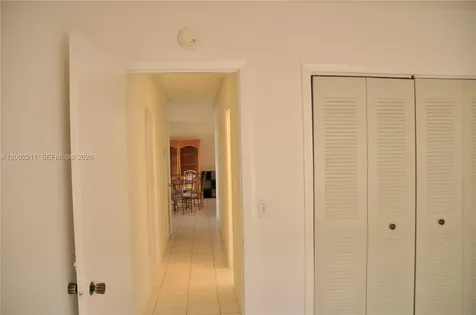 1301 W 61st Place Hialeah FL 33012
