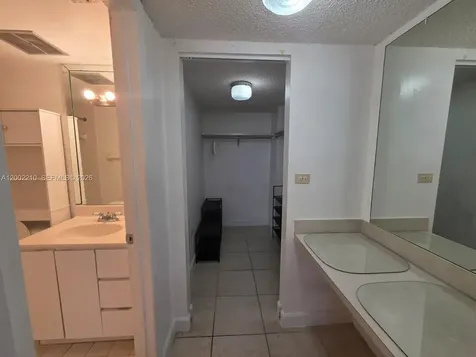5055 NW 7th Street Miami FL 33126