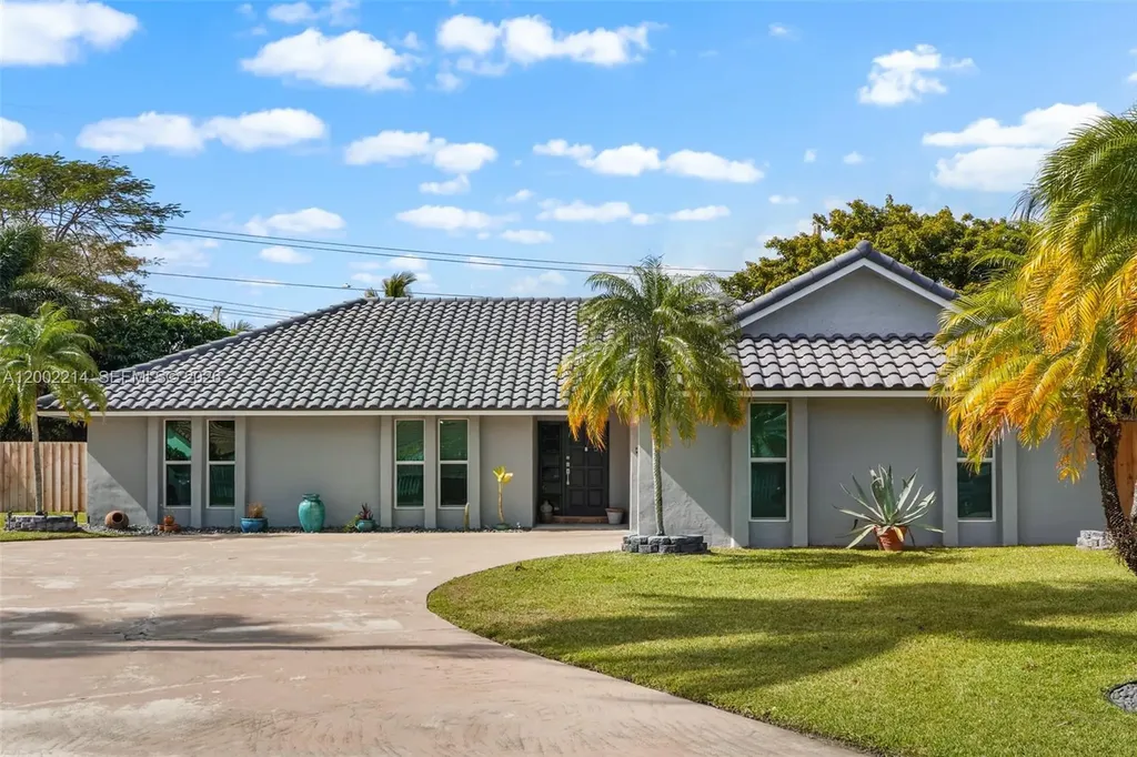 6975 Bianchini Circle Boca Raton FL 33433