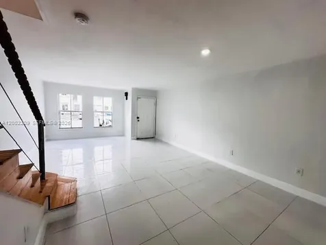 9189 Fontainebleau Boulevard Miami FL 33172