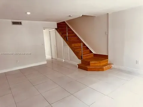 9189 Fontainebleau Boulevard Miami FL 33172